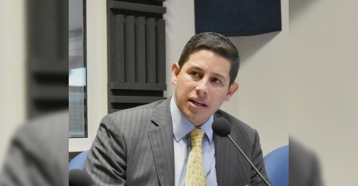 Jorge Miranda Castro, secretario de Finanzas.