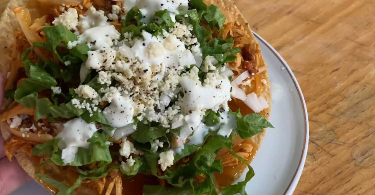 LaRecetaDeHoy Tostadas de tinga de pollo