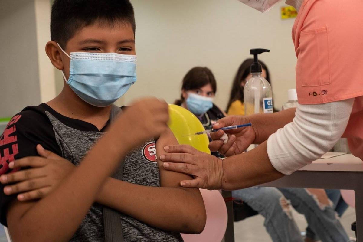 Padres de familia en Zacatecas dudan de la efectividad de las vacunas contra el Covid-19 para sus niños