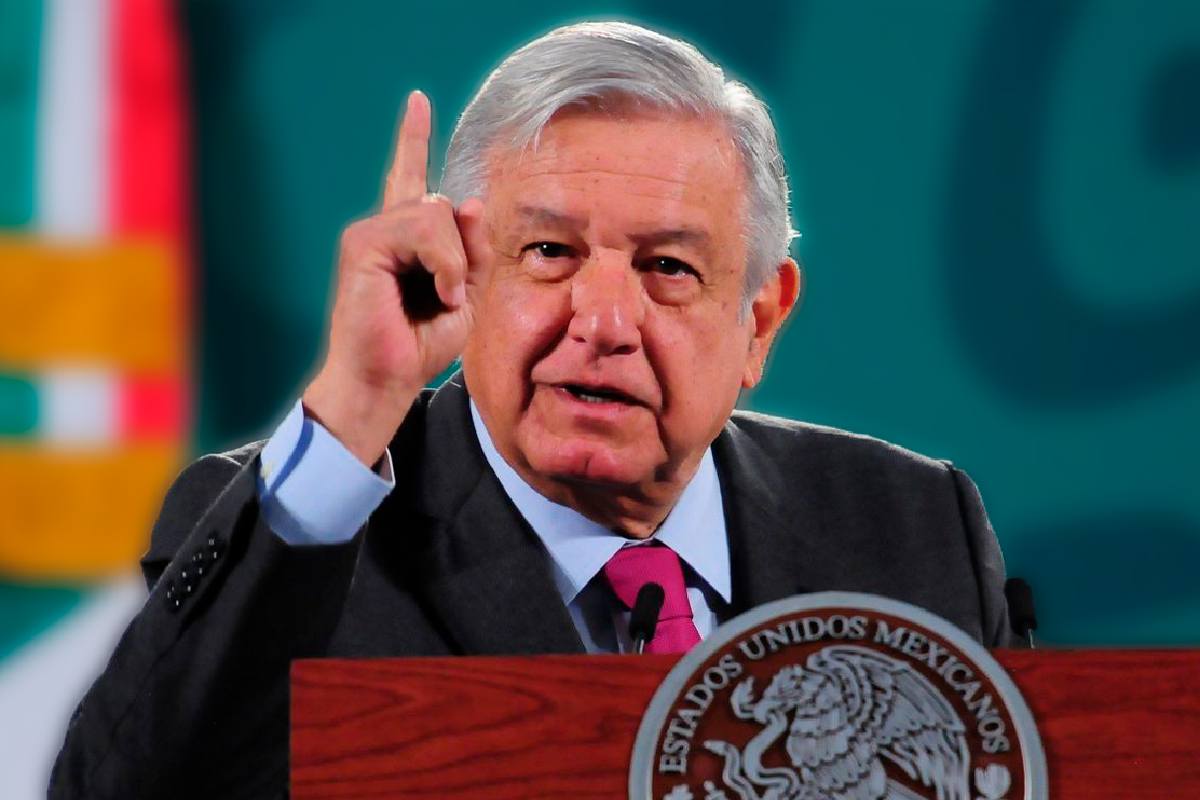 Andrés Manuel López Obrador (AMLO), firmó el decreto de vacaciones dignas.