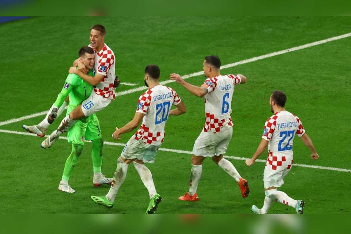Croacia avanza a Cuartos de Final del Mundial que se celebra en Qatar.