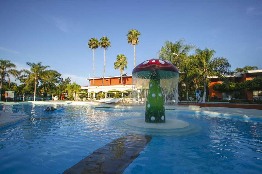 El Hotel Villas y Spa Paraíso Caxcán inició una serie de mejoras en sus instalaciones y recibió nuevo equipo en su lavandería.