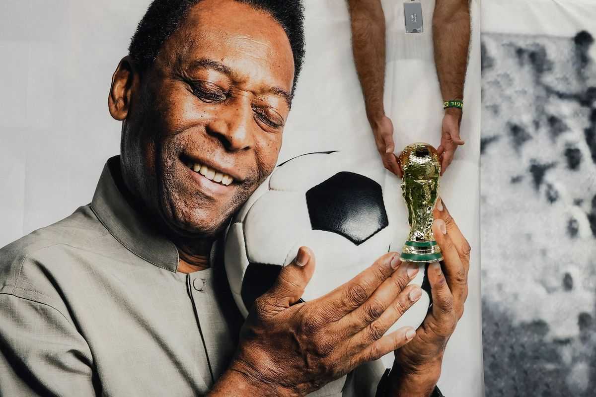 La leyenda del futbol Edson Arantes do Nascimento "Pelé"; de 82 años, ha dejado de responder al tratamiento de quimioterapia contra un cáncer detectado en 2021.