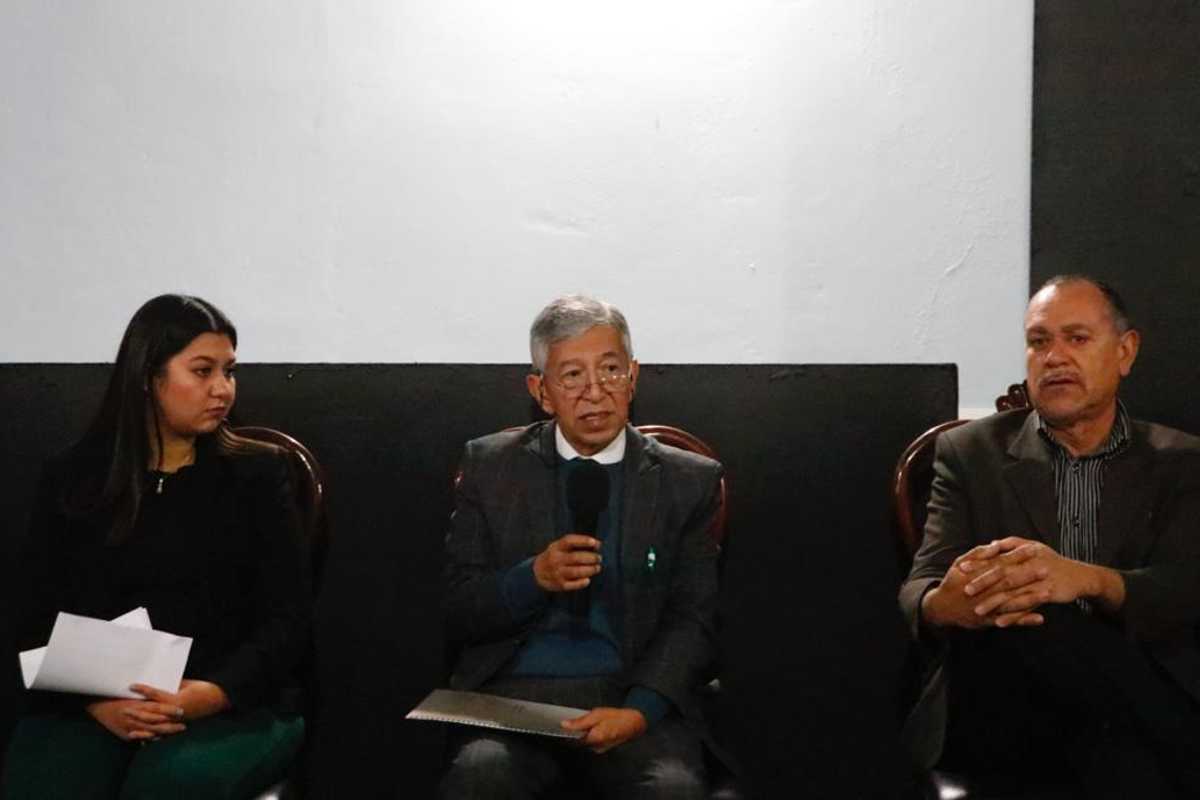 Presentación del libro ''Poesía y olvido'' en Jerez