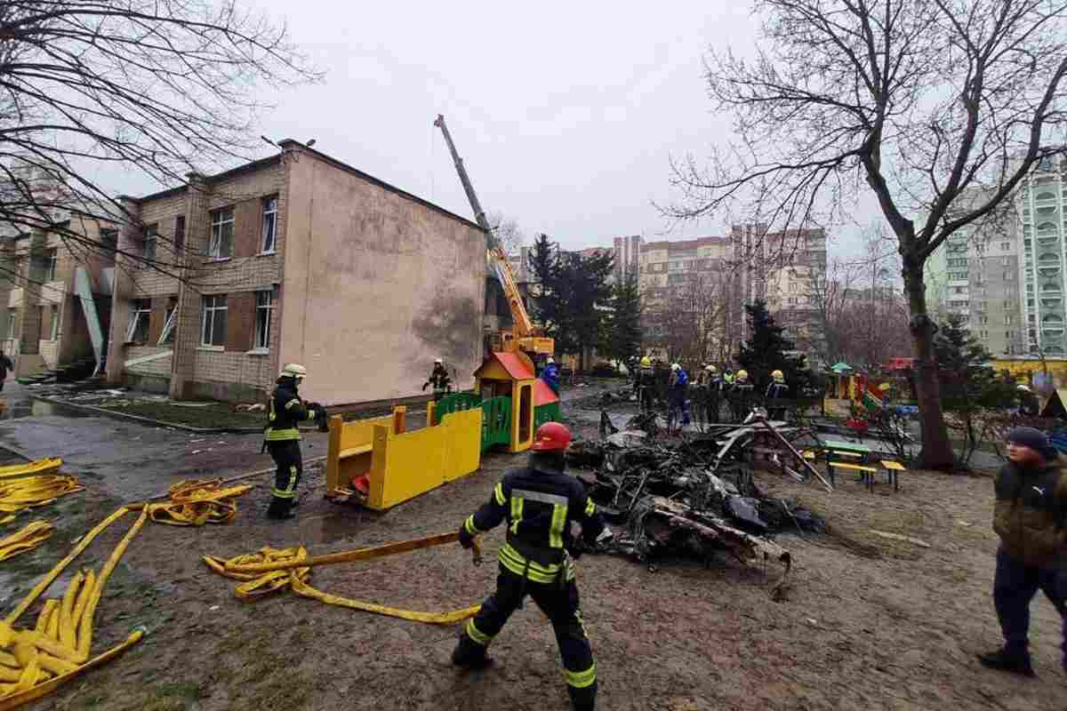 un helicóptero se estrelló en Brovary, región de Kiev.