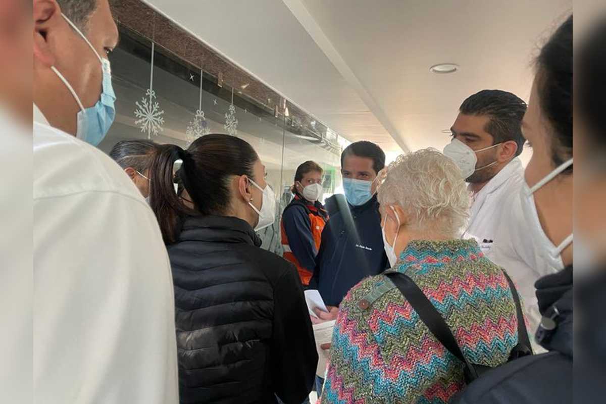 Claudia Sheinbaum, visitó a los usuarios de la Línea 3 del Metro que son atendidos en el hospital San Ángel Inn Chapultepec.