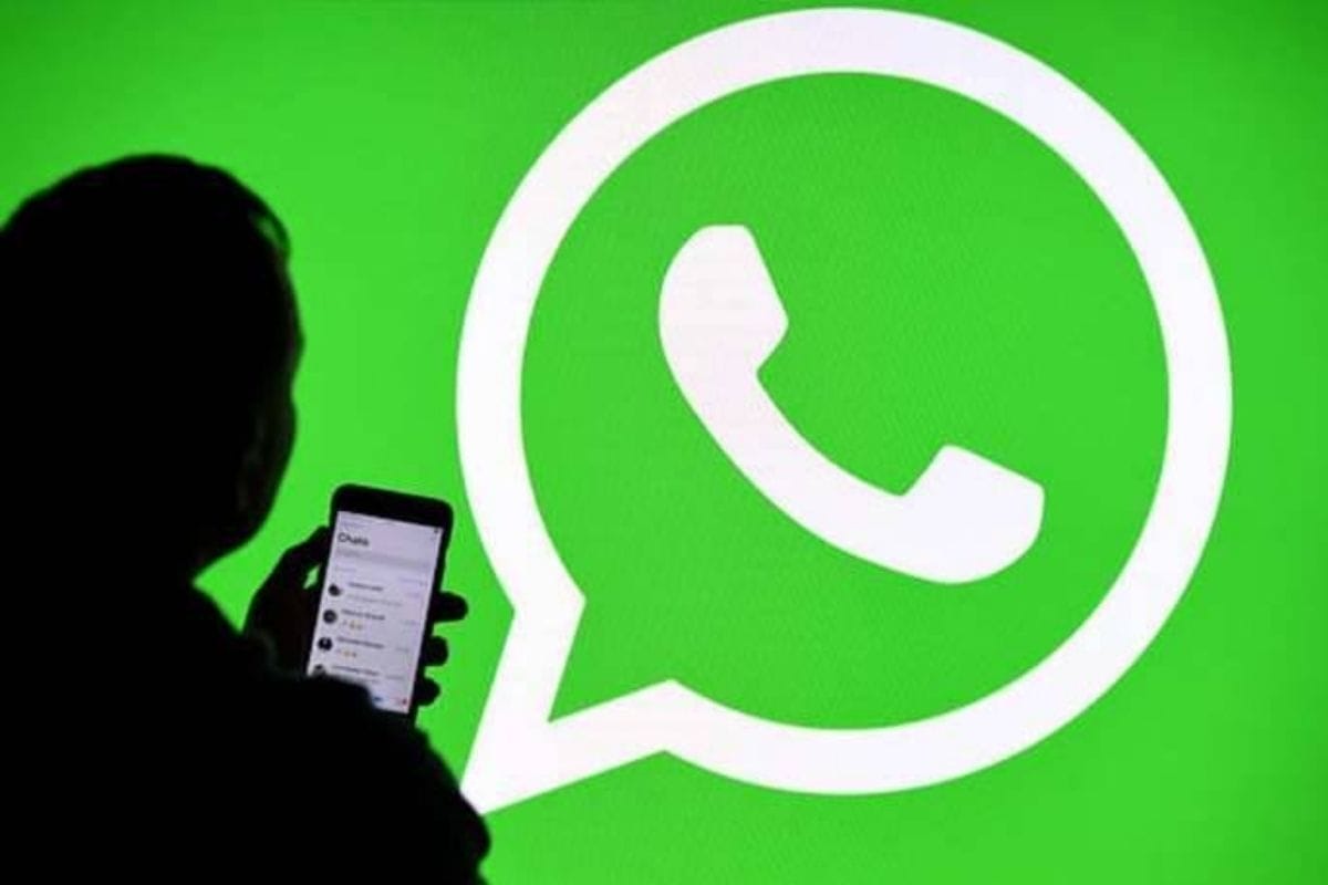 WhatsApp prepara una novedad para su aplicación de mensajería que permitirá grabar y enviar mensajes en un formato de video breve.