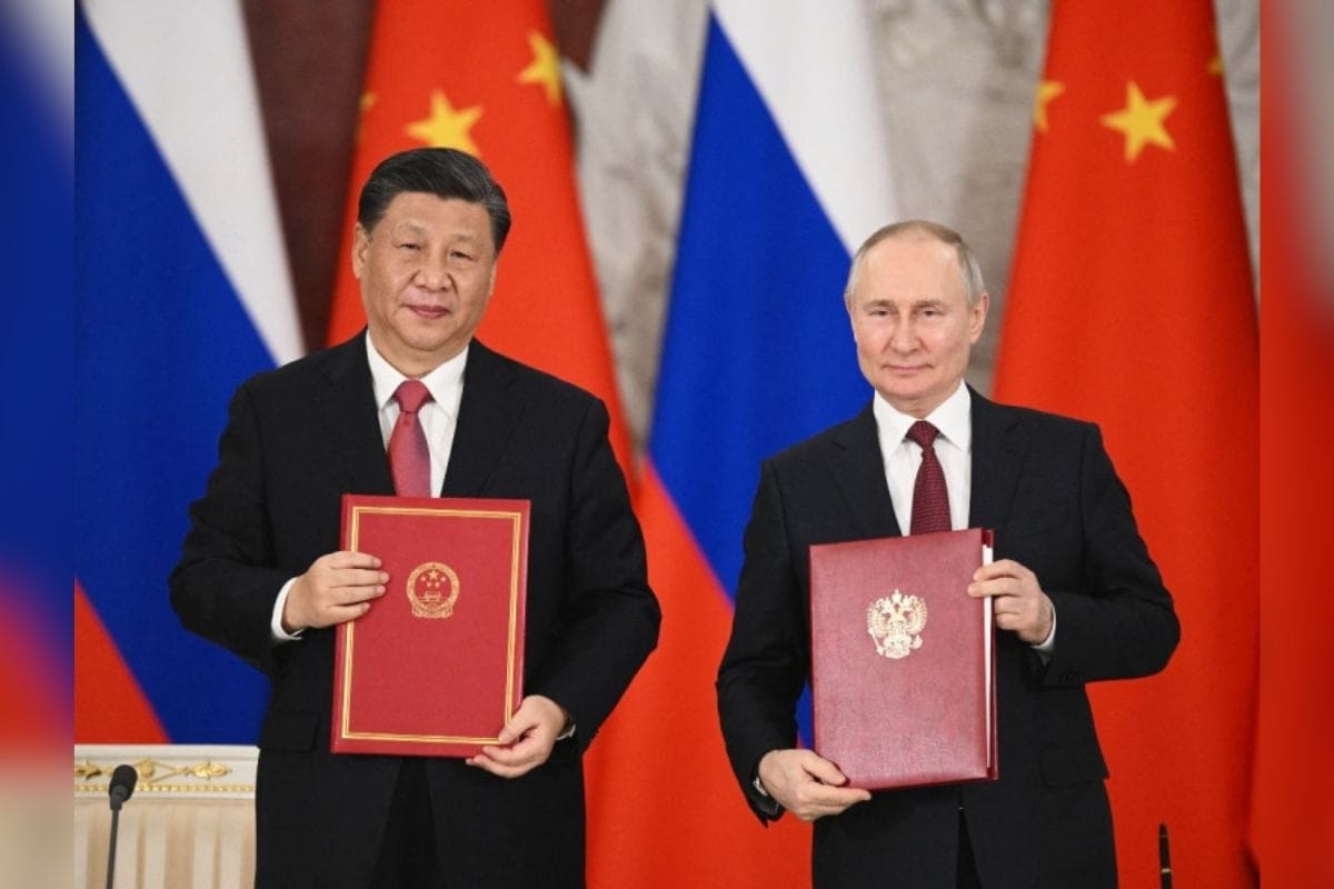 El presidente chino, Xi Jinping, y su homólogo ruso, Vladimir Putin, se reunieron en el Kremlin; para hablar del conflicto en Ucrania.