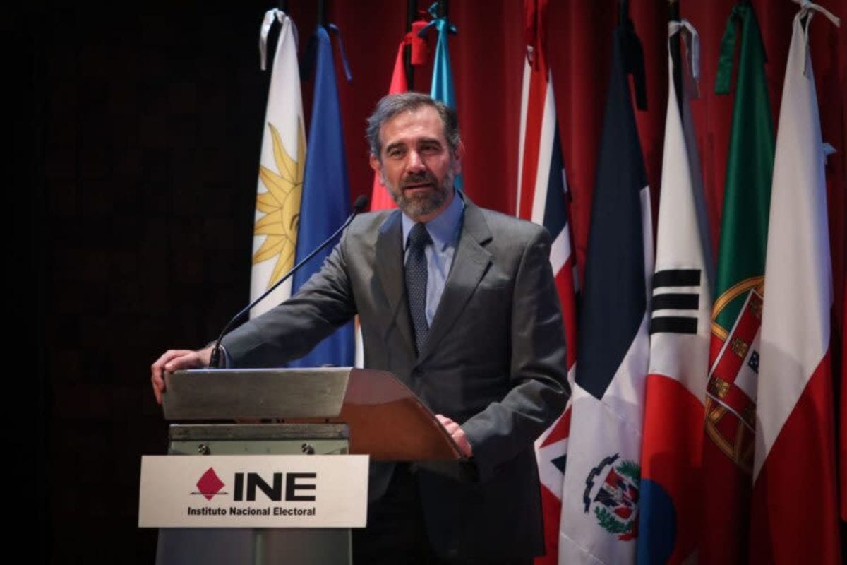 El presidente del Instituto Nacional Electoral (INE), Lorenzo Córdova; se reunió con el subsecretario de Estado para Asuntos del Hemisferio Occidental de Estados Unidos, Brian A. Nichols