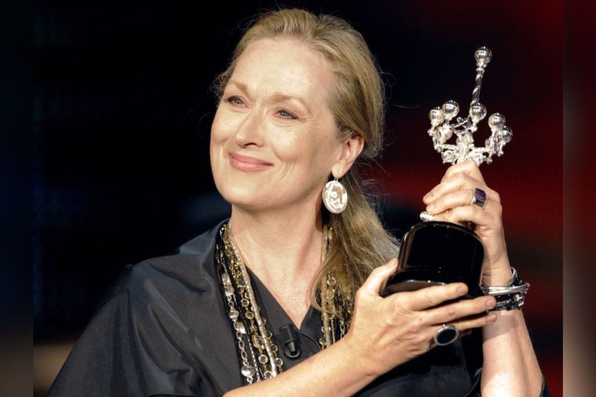 Distinguen a la actriz estadunidense Meryl Streep con el premio Princesa de Asturias en su categoría; de las Artes por "dignificar el arte de la interpretación".