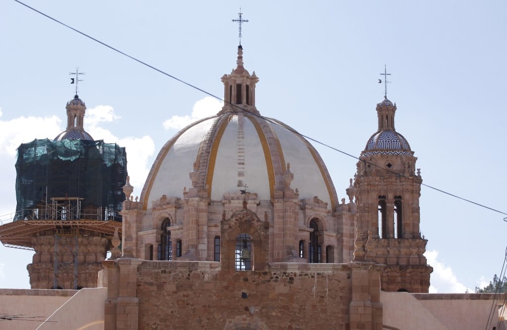 La Leyenda De La Piedra Negra