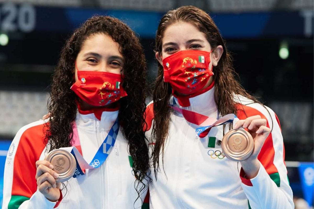Aunque aclararon que es su última opción, las medallistas olímpicas Alejandra Orozco y Gabriela Agúndez; reconocen que sí ha pasado por su cabeza subastar la presea de bronce que obtuvieron en Tokio 2020