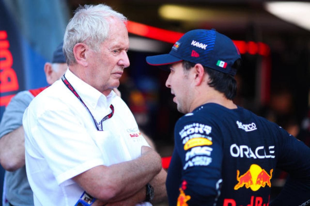 El asesor del equipo Red Bull de Fórmula 1, Helmut Marko, arremetió duramente contra el piloto mexicano Sergio ‘Checo’ Pérez