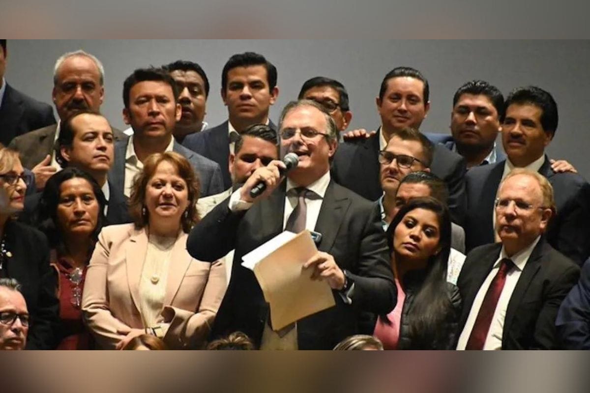 Después del anuncio de la renuncia del canciller Marcelo Ebrard, el presidente Andrés Manuel López Obrador dijo que es posible que los otros aspirantes a la candidatura de Morena dejen sus cargos.