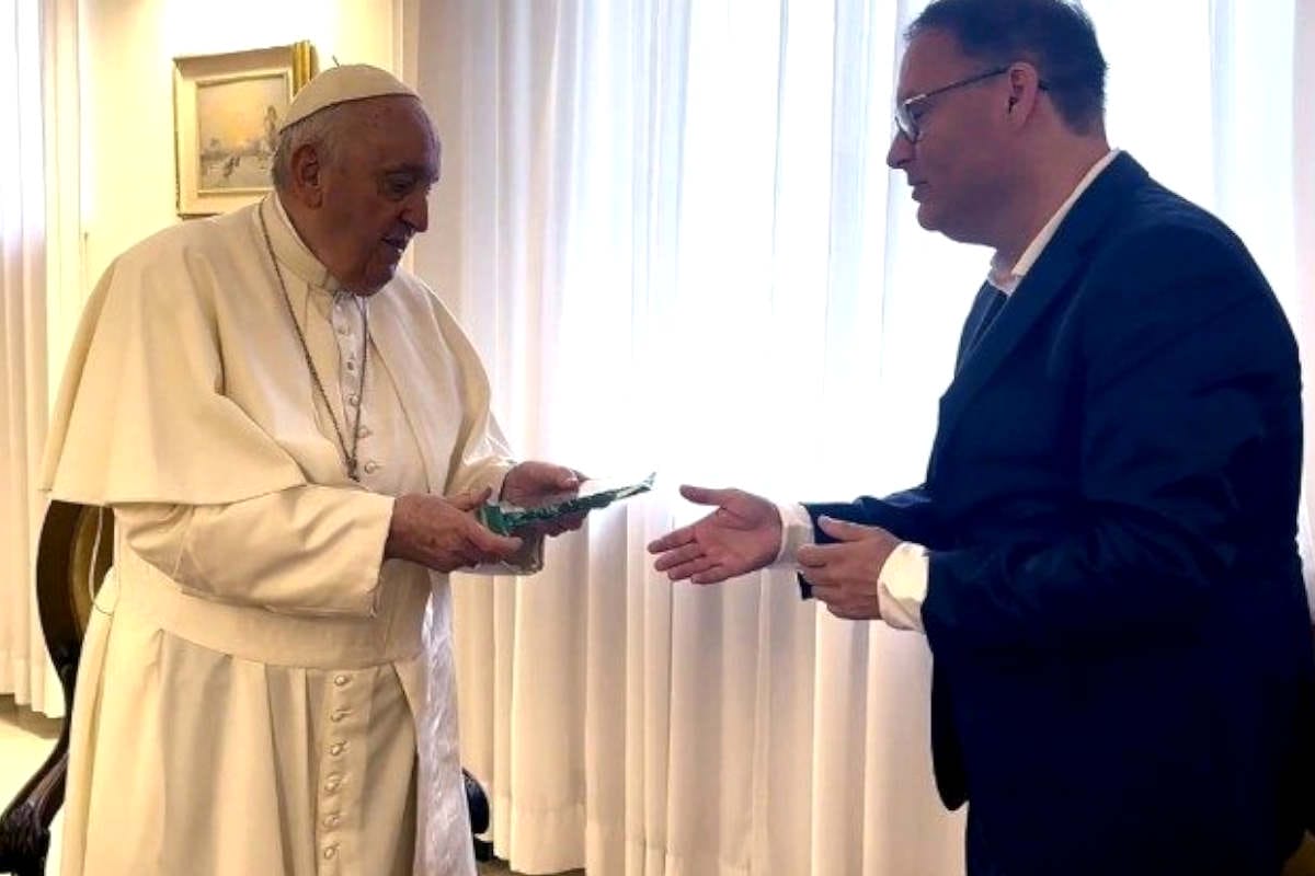 Papa Francisco recibe el premio ‘Cinema for Peace’ por su labor en favor de Ucrania