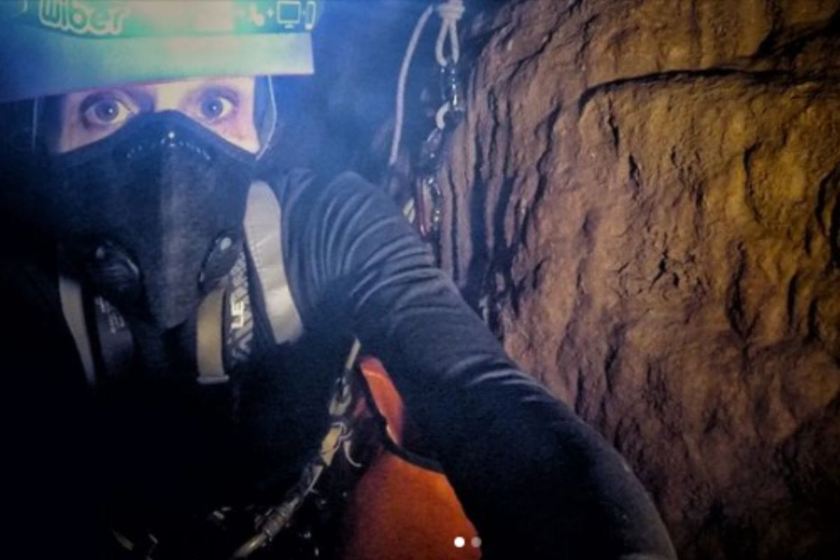 Deportista española pasa 500 días aislada en una cueva