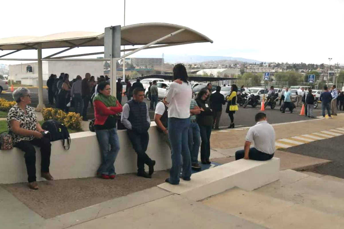 Trabajadores de Villa Hidalgo y Trancoso toman la Secretaría de Finanzas de Zacatecas