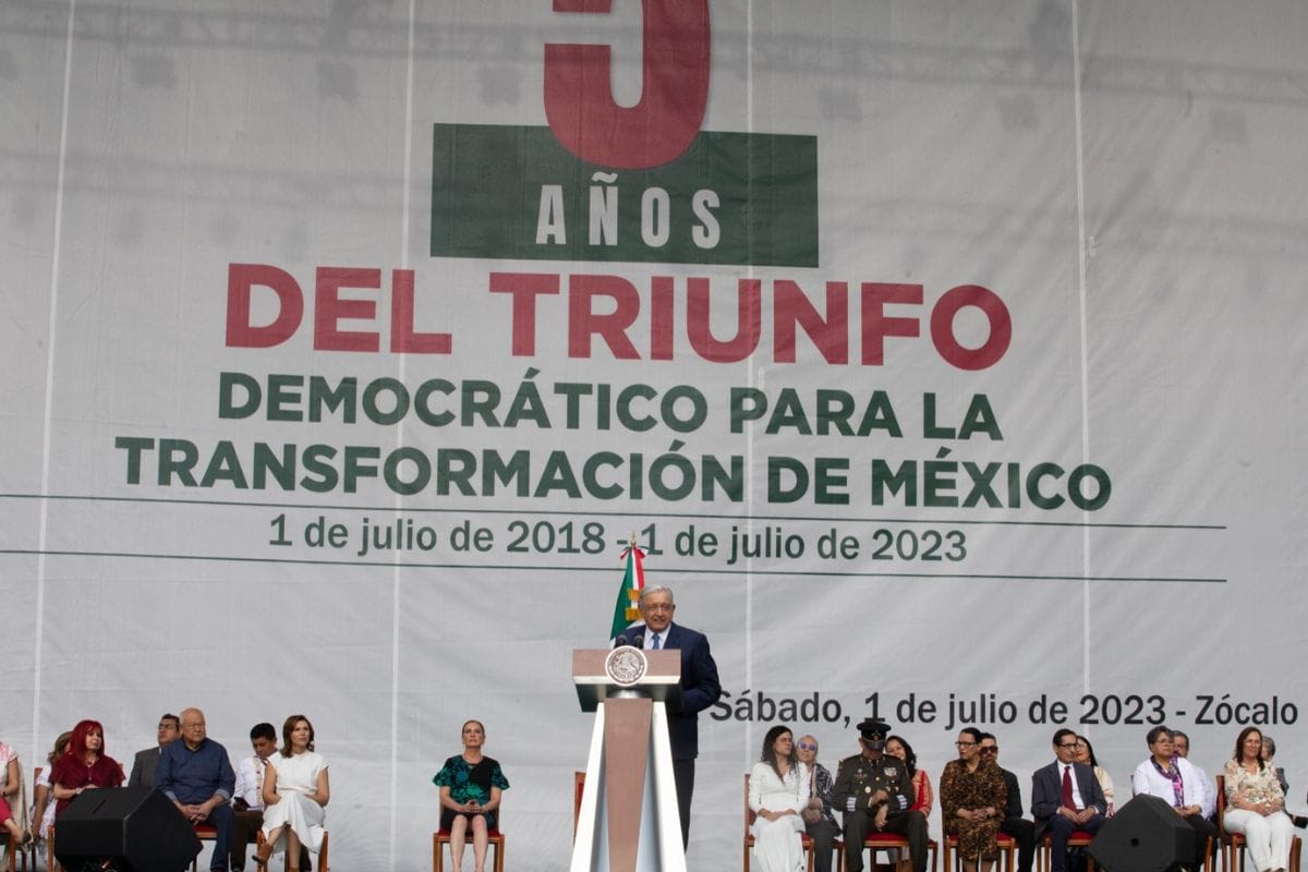 AMLO celebra en el Zócalo cinco años de la Presidencia