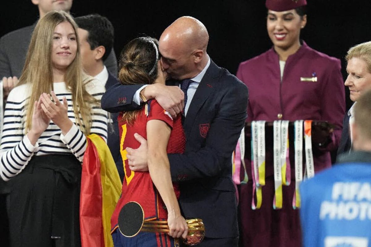 se viralizó en redes sociales, causando gran polémica, esto en medio de la alegría general por el campeonato logrado por España; en el Mundial Femenil de Australia y Nueva Zelanda 2023 este domingo.