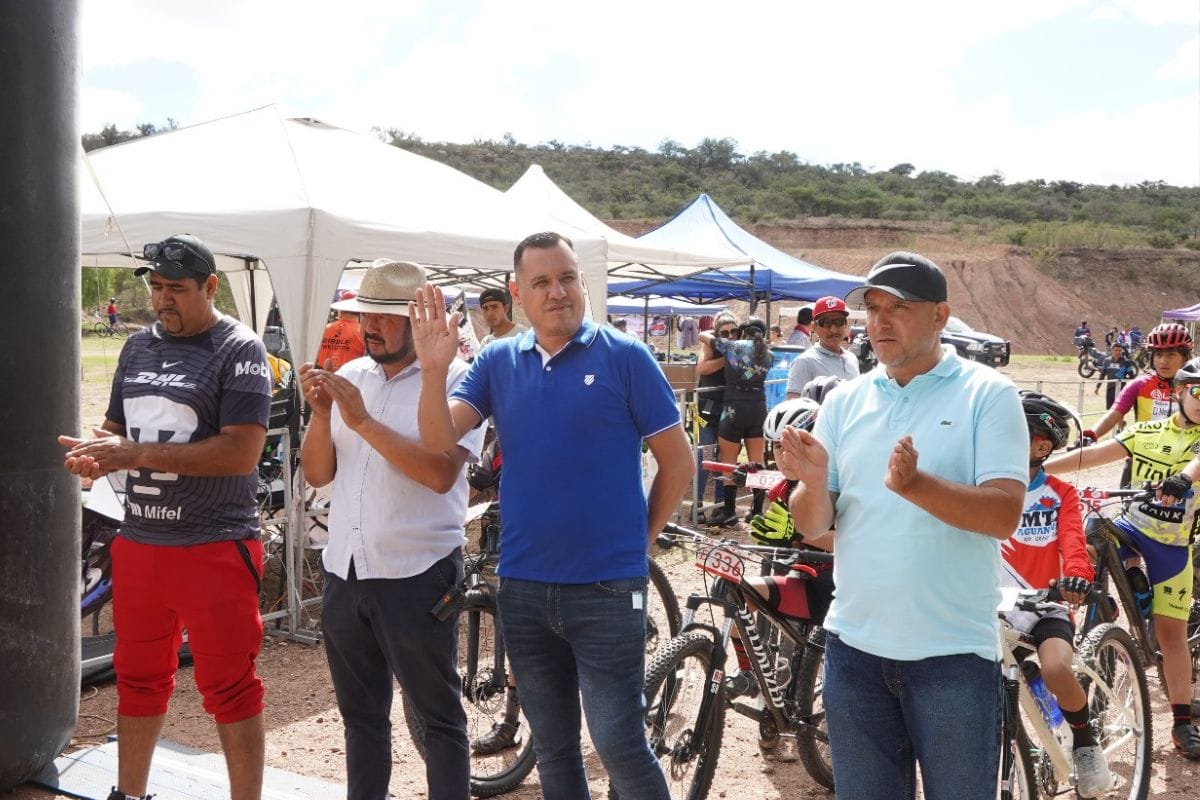 Pista Cross country en Jerez con participación activa de locales y foráneos