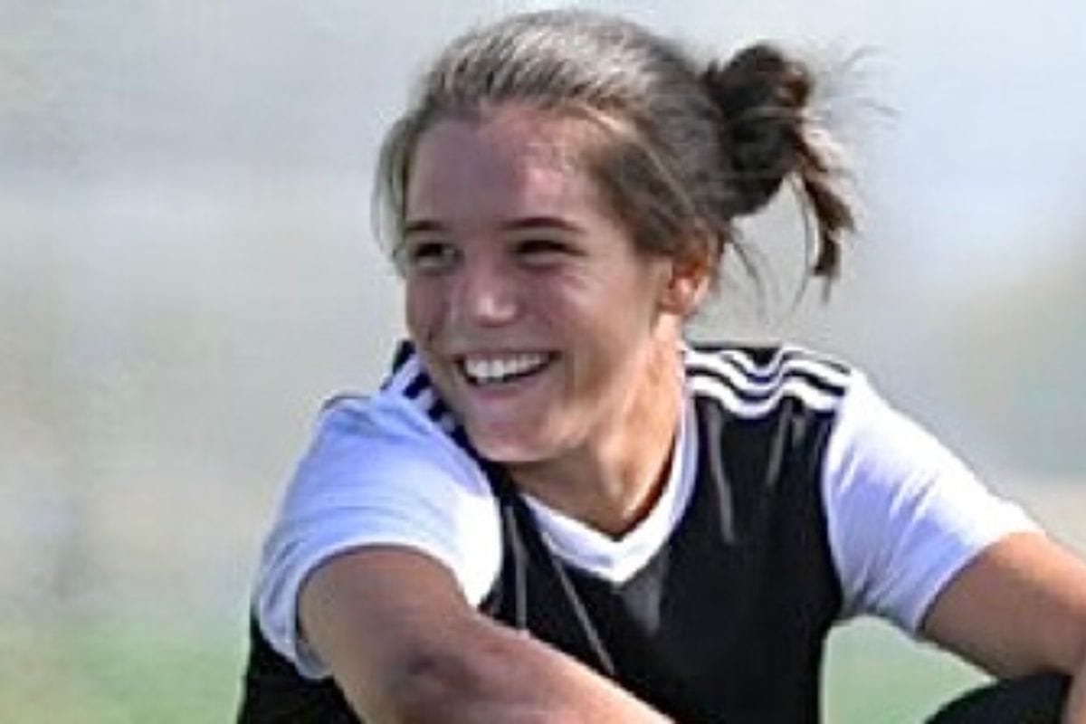 La Federación Interinsular de Futbol de Las Palmas. dio a conocer la muerte de la futbolista Naomi Mendoza Peralta; a los 17 años.