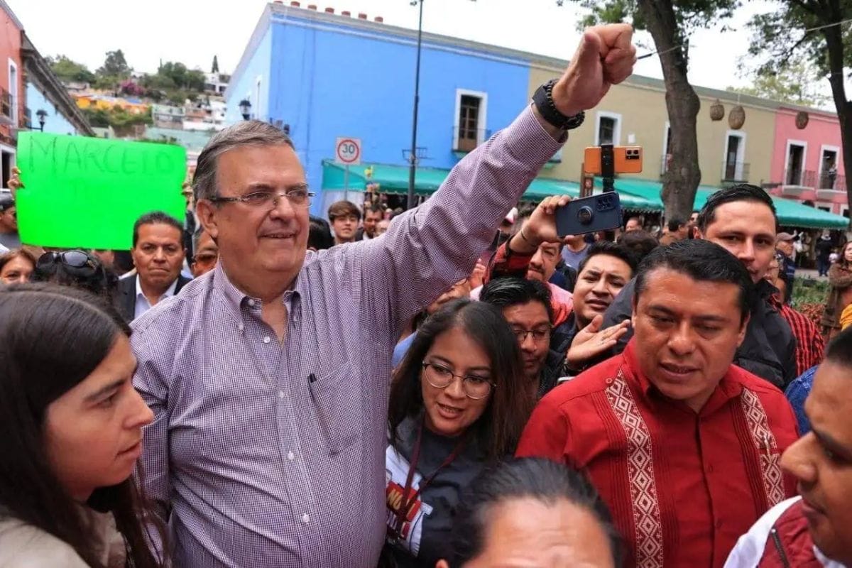 Marcelo Ebrard comenzó su gira por el país; en el estado de Tlaxcala para sumar fuerzas y para que más personas se unan a su asociación civil denominada El Camino de México.