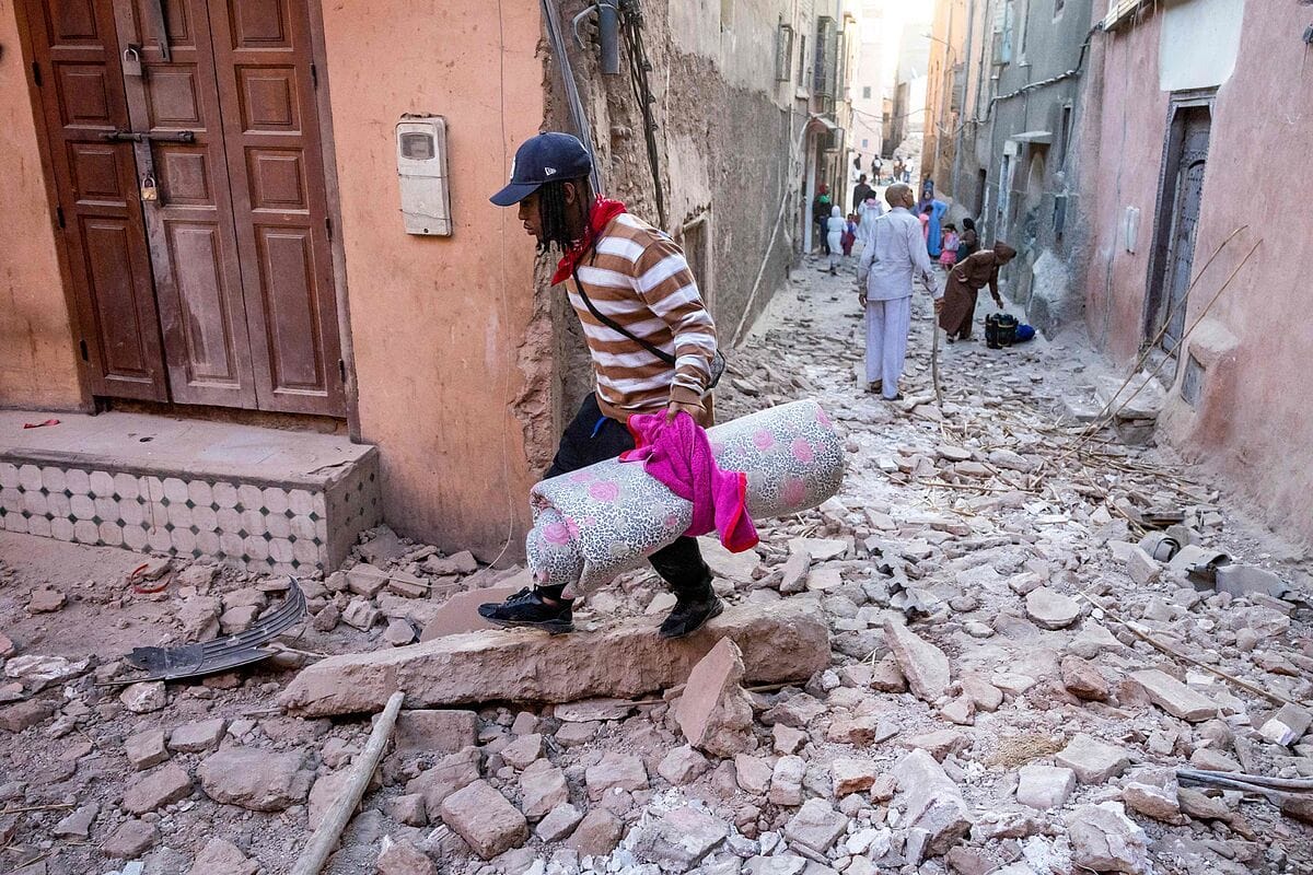 El Ministerio del Interior anunció que el viernes por la noche, un terremoto sacudió Marruecos; dejando al menos mil 37 personas muertas.