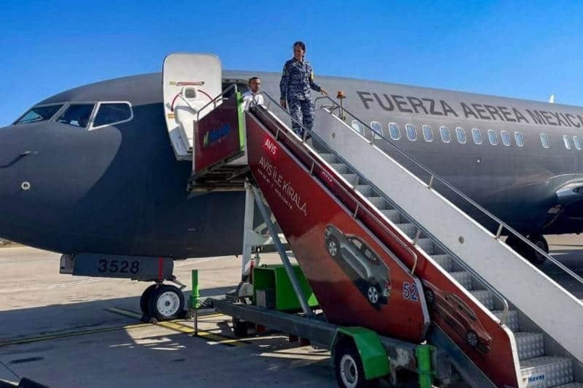 Fuerza Aérea Mexicana (FAM); viajó en misión de ayuda humanitaria y rescate; aterrizó en el Aeropuerto Internacional Ben Gurión de Tel Aviv