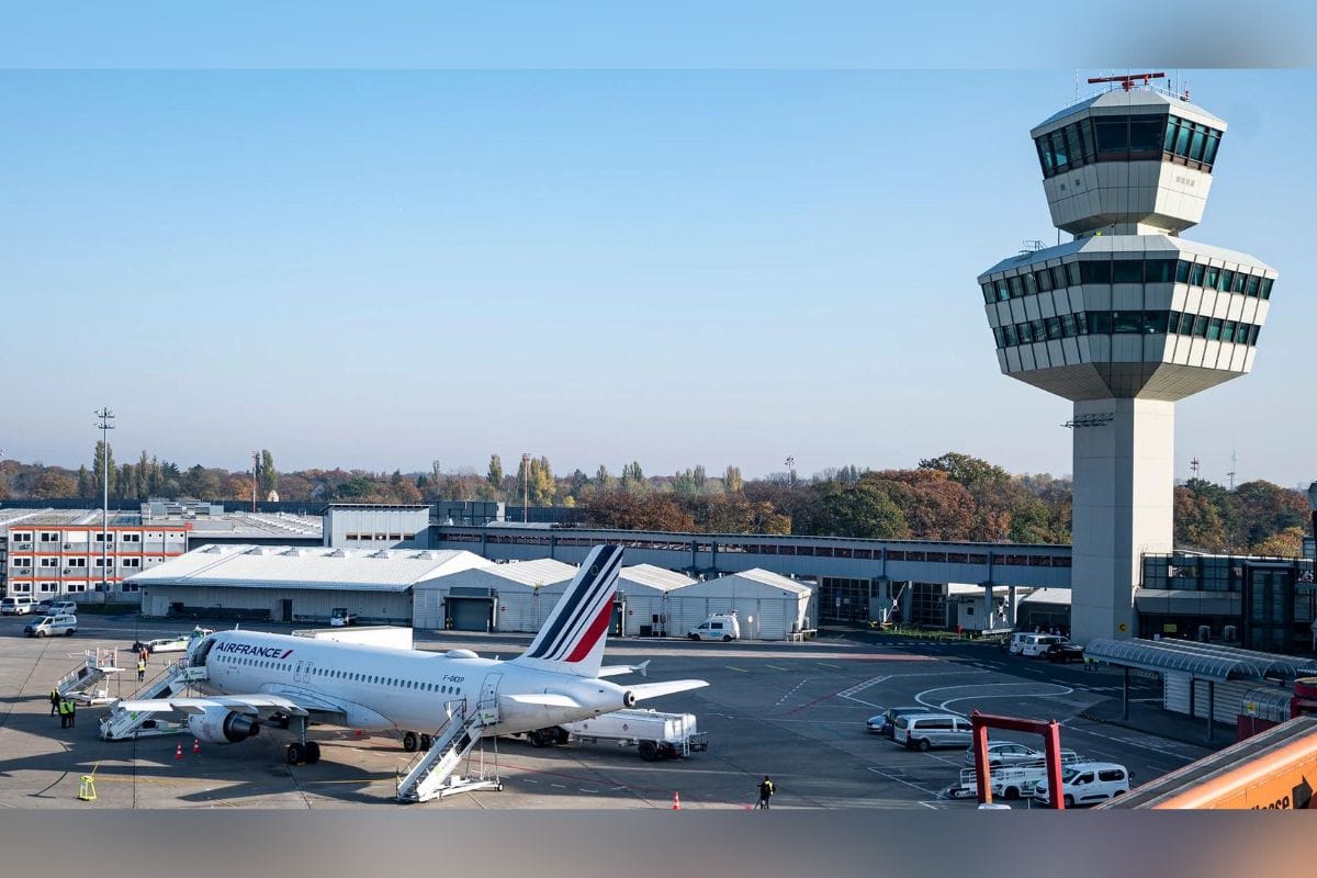 Después de recibir amenazas de bomba y detectar objetos sospechosos, al menos siete aeropuertos en Francia se evacuaron este miércoles.