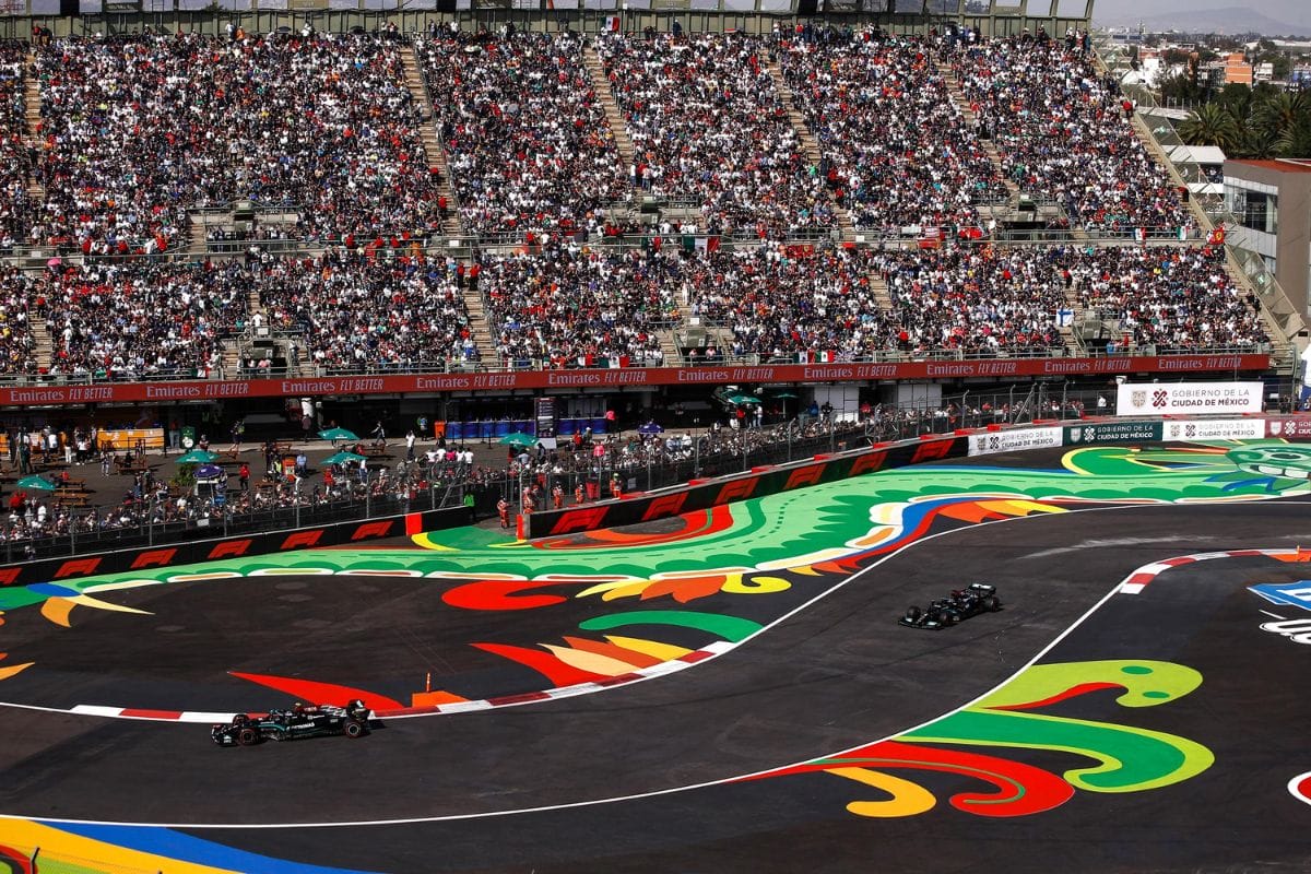En plena celebración de la carrera del Gran Premio de México 2023; no es extraño encontrar a los revendedores a las afueras del circuito de la Magdalena Mixhuca.