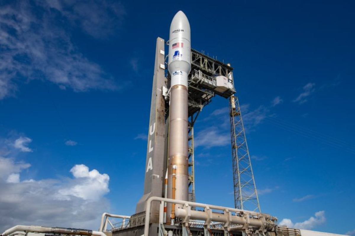 Amazon lanzó sus dos primeros satélite durante una misión de prueba clave para el desarrollo de su futura constelación, denominada "Proyecto Kuiper"