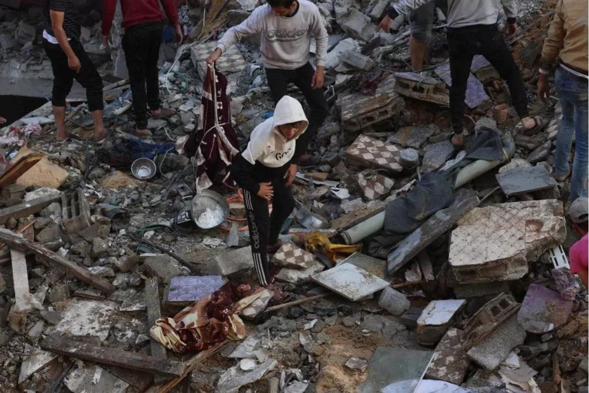 Tras el fin de la tregua entre Israel y Hamás, volvieron los bombardeos. Las autoridades sanitarias de Gaza informaron que habían muerto 184 personas.