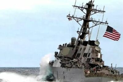 El Pentágono confirmó que está al tanto de los informes relativos a los ataques contra un buque de guerra de Estados Unidos y barcos comerciales en el Mar Rojo. | Foto: Cortesía  